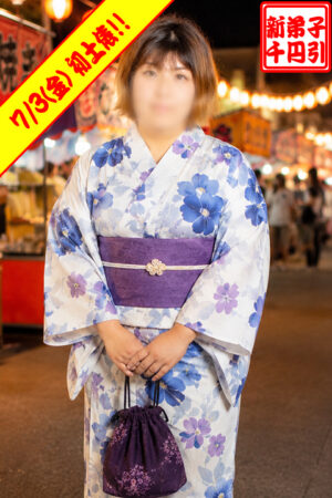 もか　Iカップに釘付け☆人懐っこいミケポちゃん